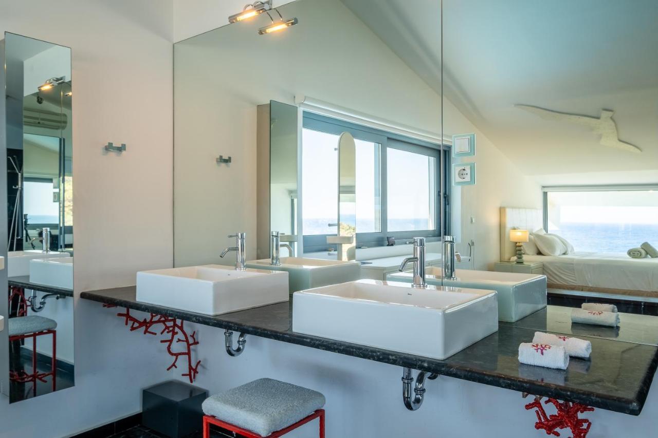 Icarus Luxury Beachfront Villa Gialiskari  Екстериор снимка