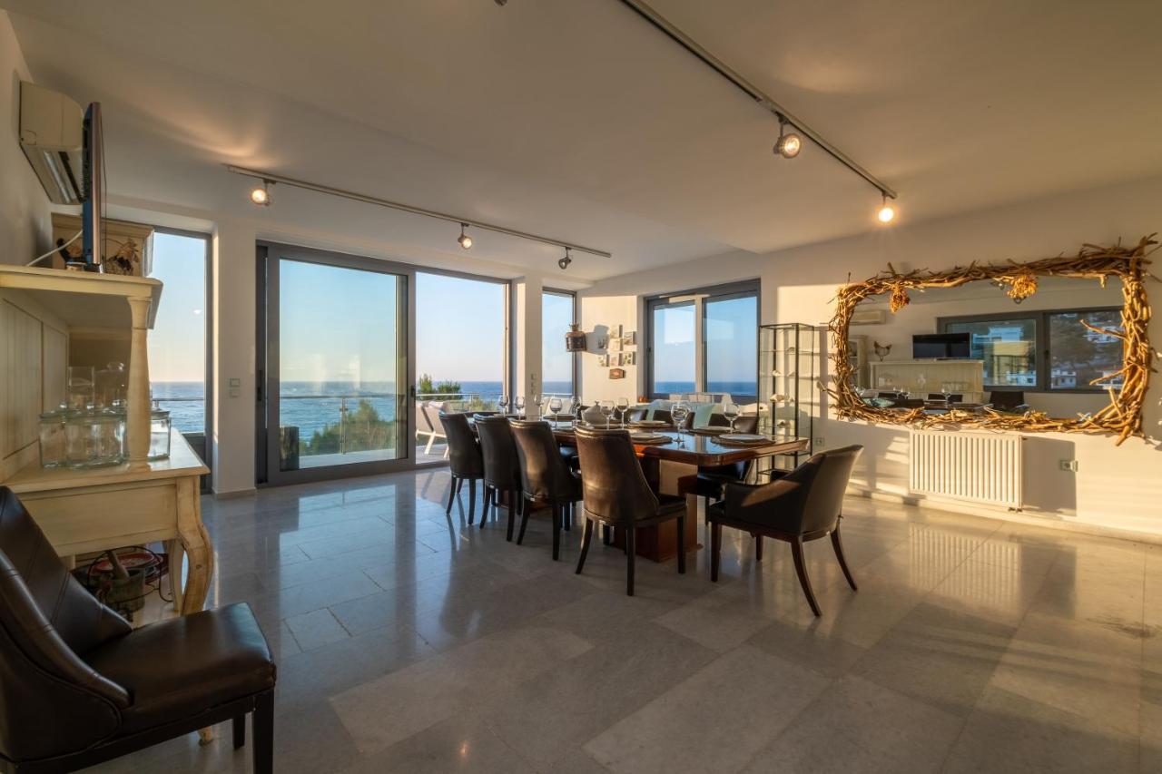 Icarus Luxury Beachfront Villa Gialiskari  Екстериор снимка